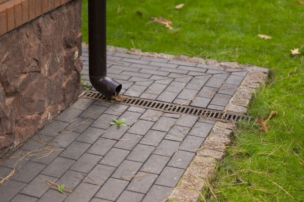 Cost of Gutter Drain Maintenance in Louisville